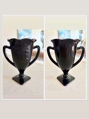 L.E. Smith Vintage Black
Amethyst Dancing Nymphs 2 Handle Trophy Cup Vase